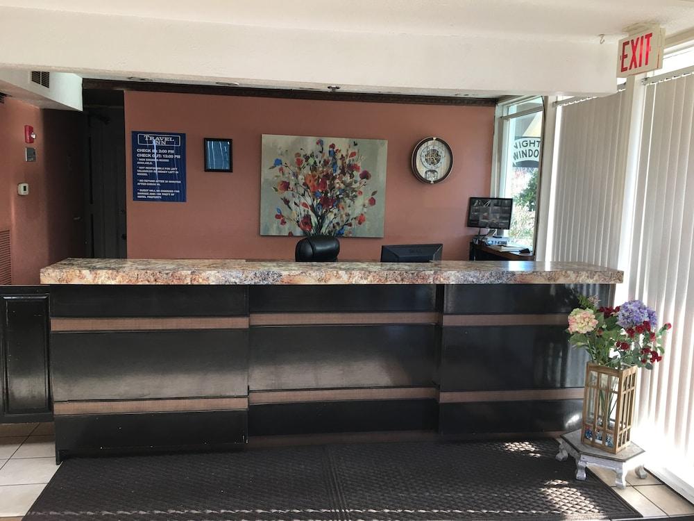 Travel Inn ピーターズバーグ エクステリア 写真