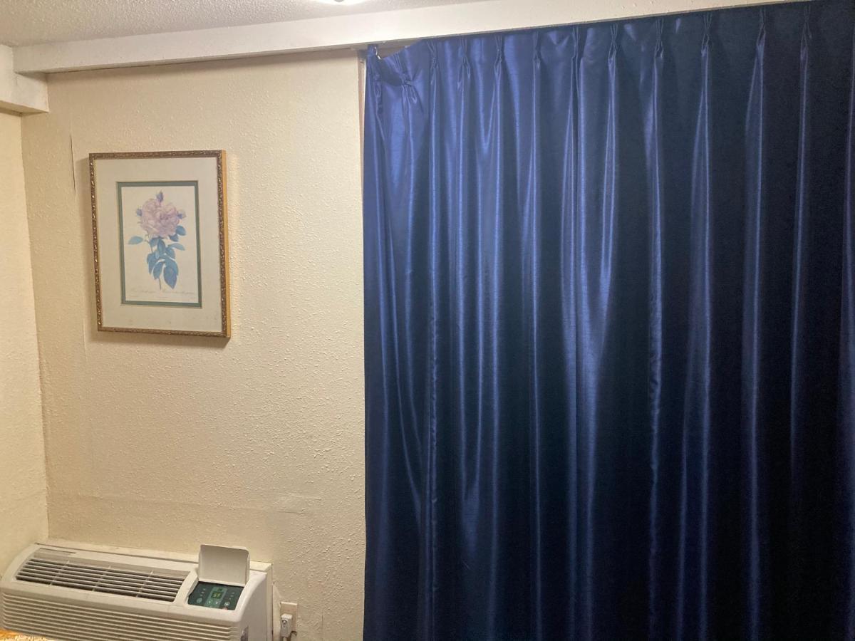 Travel Inn ピーターズバーグ エクステリア 写真