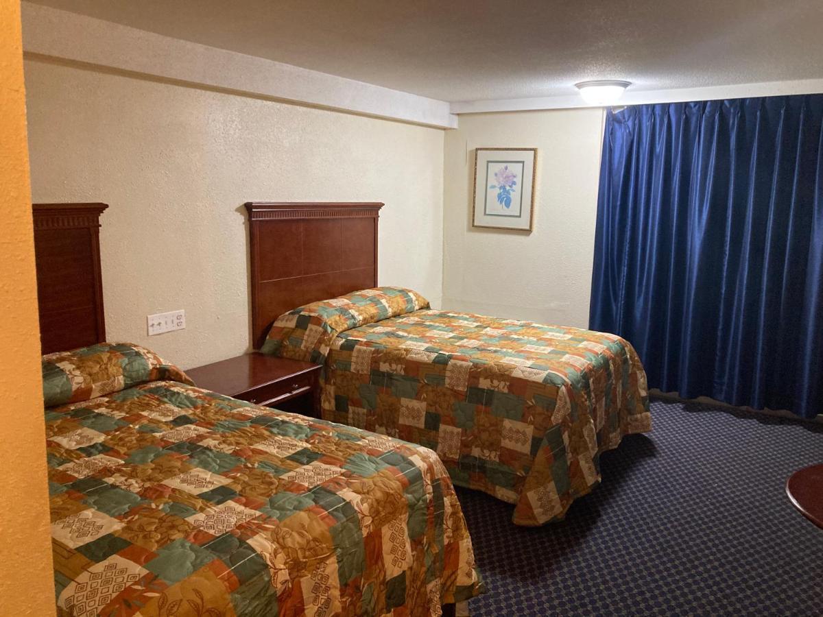Travel Inn ピーターズバーグ エクステリア 写真