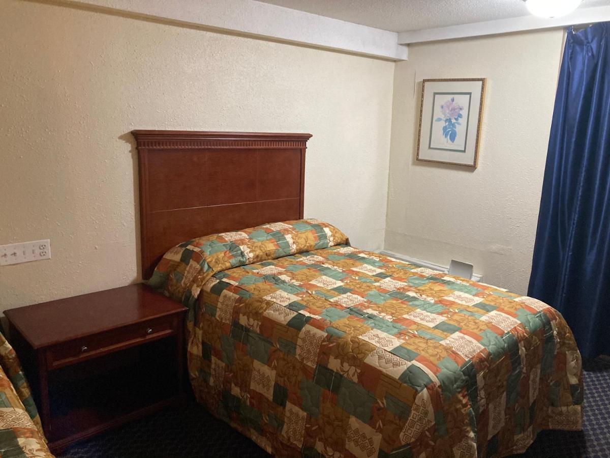Travel Inn ピーターズバーグ エクステリア 写真