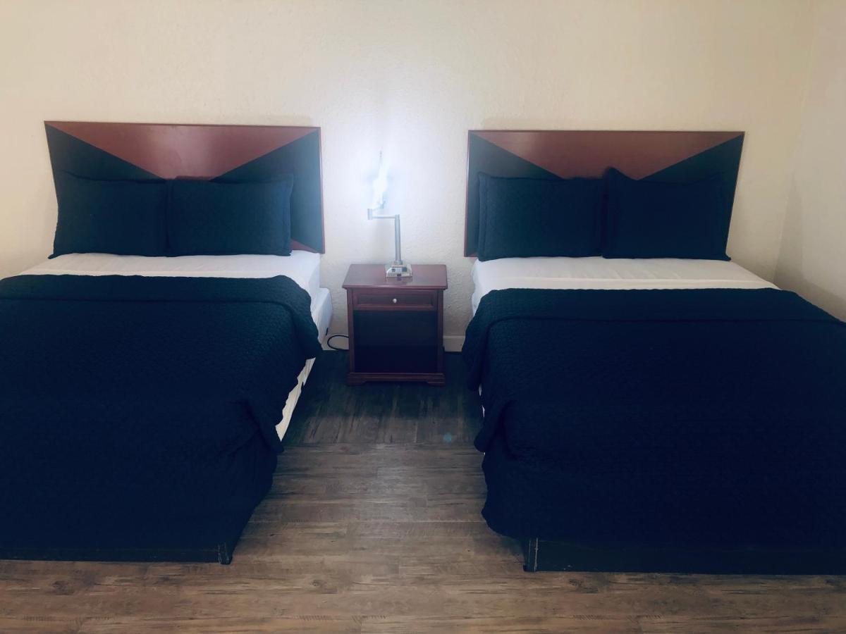 Travel Inn ピーターズバーグ エクステリア 写真
