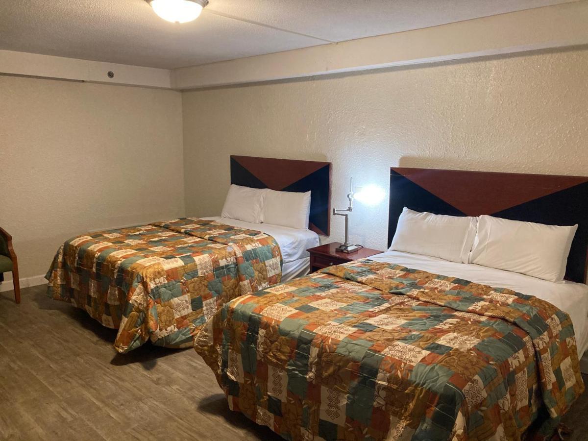Travel Inn ピーターズバーグ エクステリア 写真