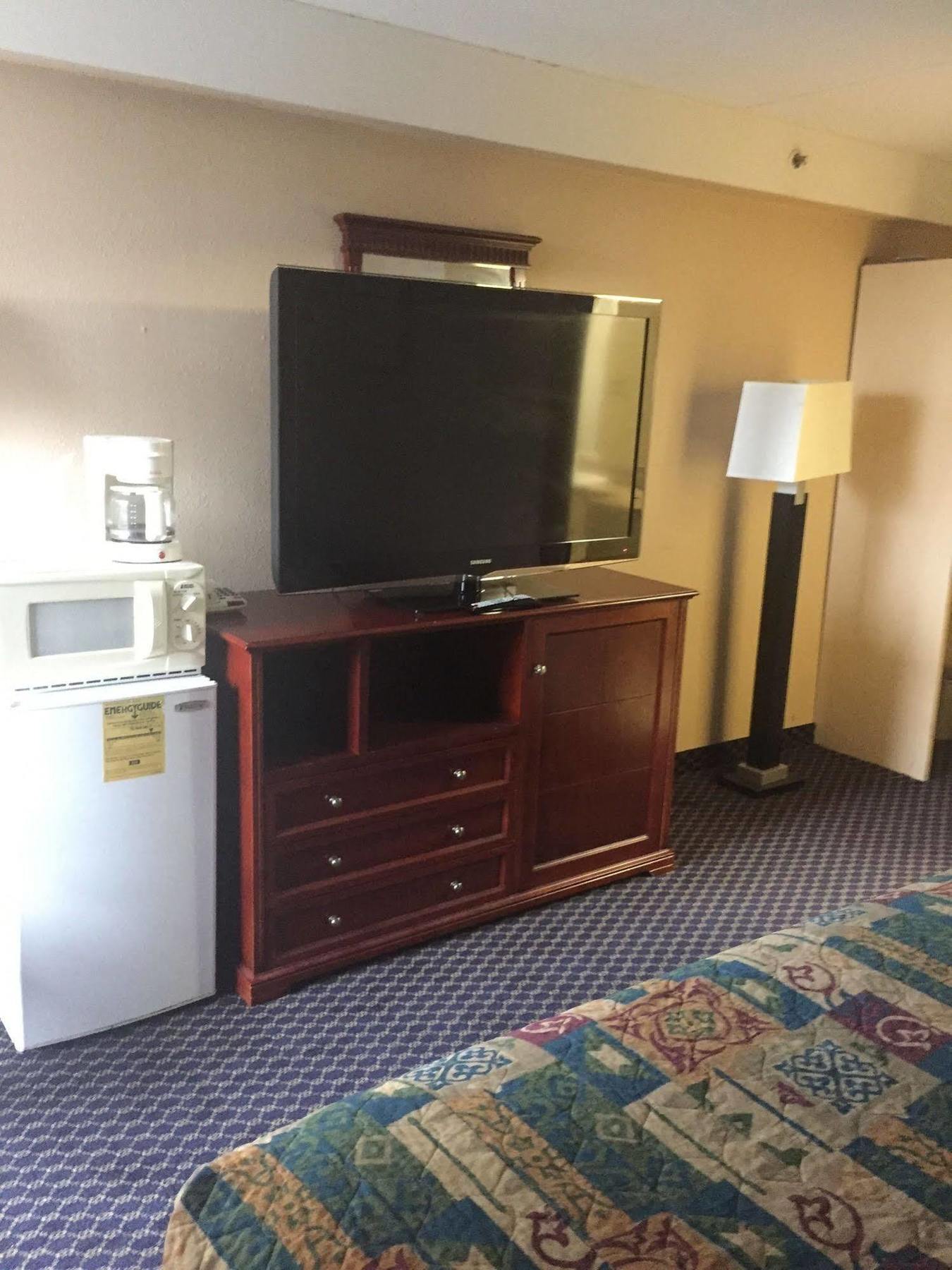 Travel Inn ピーターズバーグ エクステリア 写真